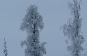 30 сантиметра сняг и проблеми с електроснабдяването в Панагюрски колонии