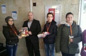 В ОПТИКС посрещнаха Баба Марта с мартенички от БМЧК