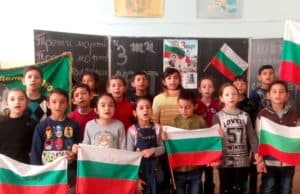 В ОУ“Свещеник Недельо Иванов“ отбелязаха 140 годишнината от Освобождението(ВИДЕО)