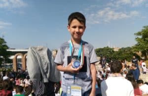 Деян Пенелов от Панагюрище завоюва сребърен медал на финала на Международен математически турнир