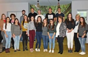 18 отлични ученици получиха стипендии от фондация „Асарел“ по проекта „Образование за всички” (ВИДЕО)