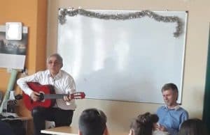 Хайгашод Агасян и Атанас Капралов гостуваха в СУ „Нешо Бончев“