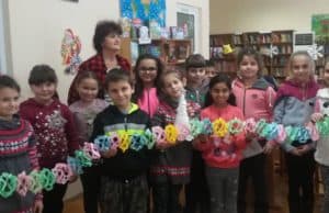 Много знания за българските празници и традиции показаха учениците от ОУ „Отец Паисий“ в село Попинци