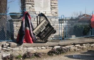 Изгоря Веселата къща в емблематичното село Хухла. Вижте как да помогнете