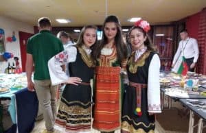 Десетокласничка от СУ „Нешо Бончев” се включи в екоинициативи на Български младежки воден парламент във Франция