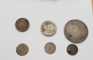 Конфискуваха 18 старинни монети от колата на 51-годишен