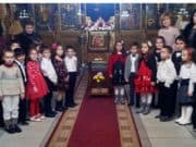 Деца и родители празнуваха Деня на християнското семейство