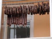 БАБХ: Продадени са 50 кг суджук, заразен с листерия суджук