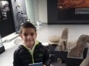 Арт-клуб „Асарел“ изненадва с книги-подаръци