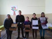 8 деца от училището в Поибрене получиха ботуши