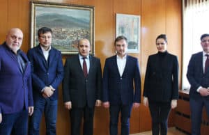 Обсъдена бе възможността за изграждане на завод за електроавтобуси в Панагюрище