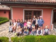 Летните занимания по интереси за децата и учениците в община Панагюрище продължават