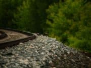 Камък на релсите забави влака от Пловдив за Панагюрище