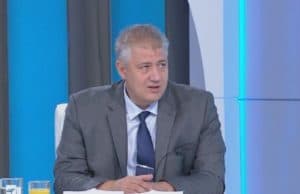 Проф. Балтов: Ако няма резултат от мерките, ще въведем ограниченията на национално ниво