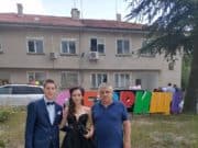 В Оборище изпратиха абитуриентите си