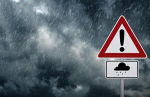 Снеговалеж с различна интензивност има в почти всички части на областта