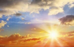 Слънце преди обед, дъжд вечерта Слънце