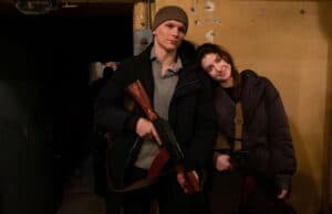 Войната в Украйна: Комендантски час в Киев до понеделник; София чака зелен коридор за изтегляне на българи