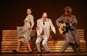 Комедията „Трета класа“ идва на панагюрска сцена на 15 март ТРЕТА КЛАСА