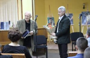 Председателят на Общински съвет-Панагюрище връчи наградата „Нешо Бончев“ за 2022 година