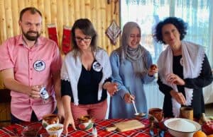 Рецептата на Айше за ашуре и на „Демократична България“ за модерна и богата страна, свободна от корупция