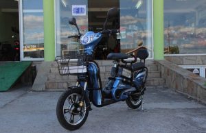 Скоростта на мотопедите е 45 км/ч в и извън населените места