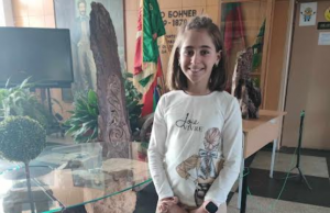 Четвъртокласничка от СУ „Нешо Бончев“ е един от двамата от областта, класирали се за Националния кръг на олимпиадата „Знам и мога“