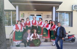 Второ място за Женска певческа група при НЧ „Искра-1872” с. Попинци в МФФ „Слав Бойкин”