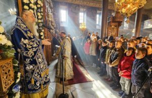 Пловдивският митрополит Николай възглави архиерейска света литургия в храм „Въведение Богородично“