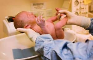 Отбелязваме Деня на родилната помощ (Бабинден)