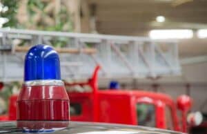 Възникнал е пожар в склад близо до гарата