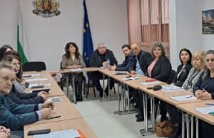 Проектът за държавен план-прием за учебната 2025/2026 г. в област Пазарджик беше подкрепен от членовете на Комисията по заетостта