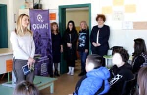 Започнаха заниманията по интереси в областта на физиката, програмирането и роботиката