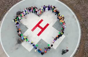 Флашмоб в „Уни Хоспитал“ по повод Световния ден за борба с рака