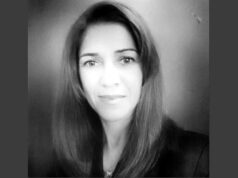 Цеца Плачкова: „С татко си тръгна половината от мен“. Авторката на „Белезите остават“ за болката, вината и истината