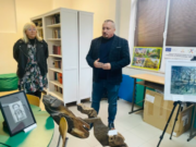 Начало на пътуващата изложба на панагюрски художници и ученици „Будни“