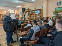 Вдъхновяващи срещи в библиотеката: четене, автори и откровени разговори с ученици