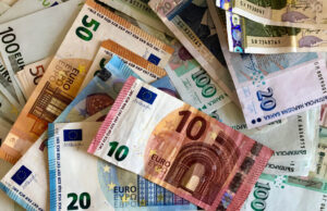 Привеждат Наредбата за местните данъци в съответствие със закона за еврото