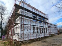 Продължава обновяването на спортната зала на стадиона