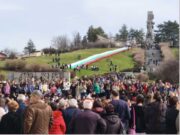 Панагюрище тържествено отбеляза Трети март със 110-метрово българско знаме