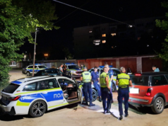 Полицията в Панагюрище с нощна акция срещу нерегламентираните гонки, шумните автомобили и мотоциклети