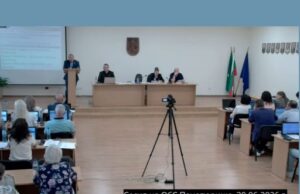 След над три часа дебат, три почивки и поименно гласуване Общинският съвет прие разчета за капиталовите разходи